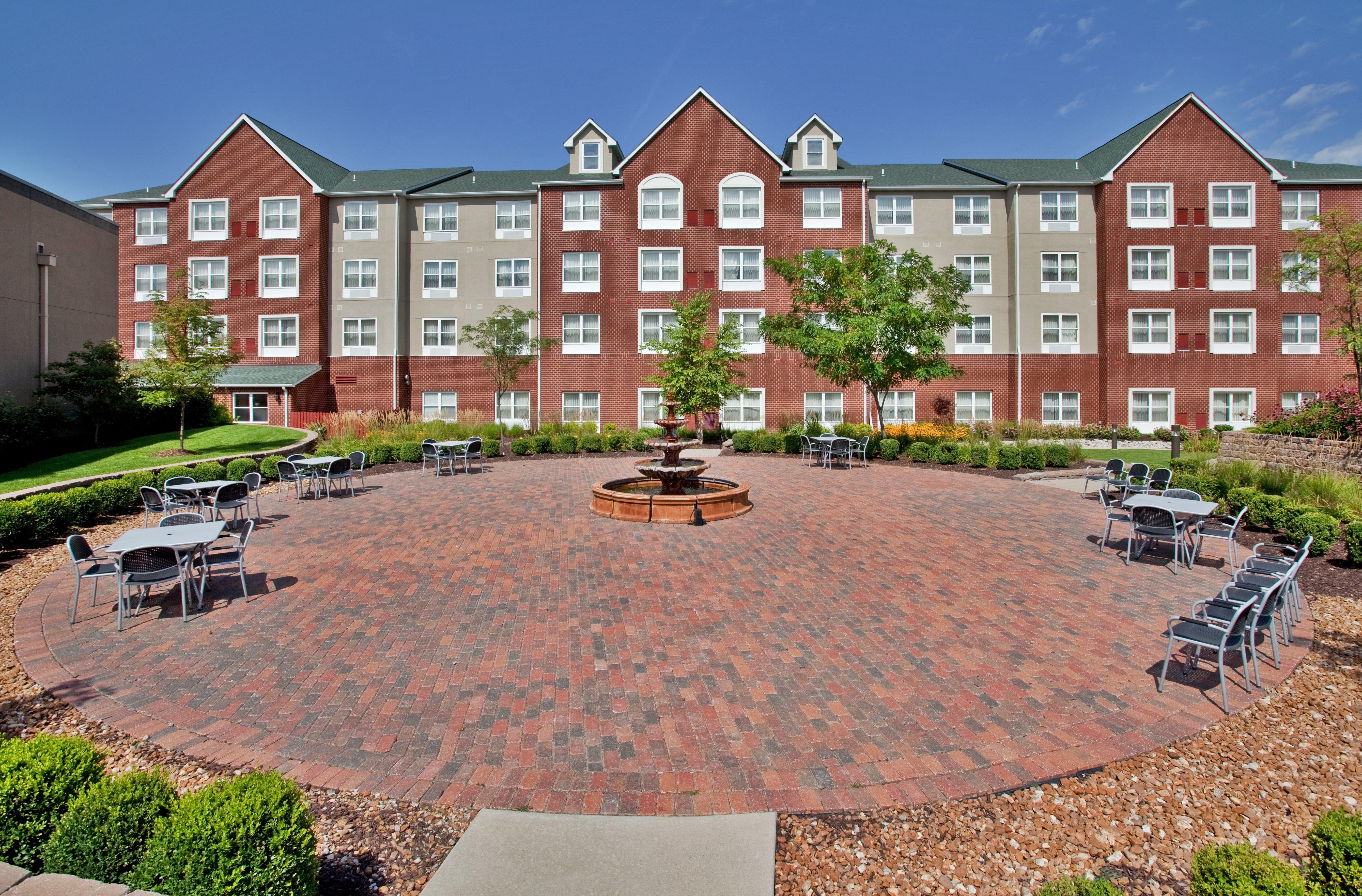 Holiday Inn Express Hotel & Suites St. Louis West-O'Fallon By Ihg Εξωτερικό φωτογραφία