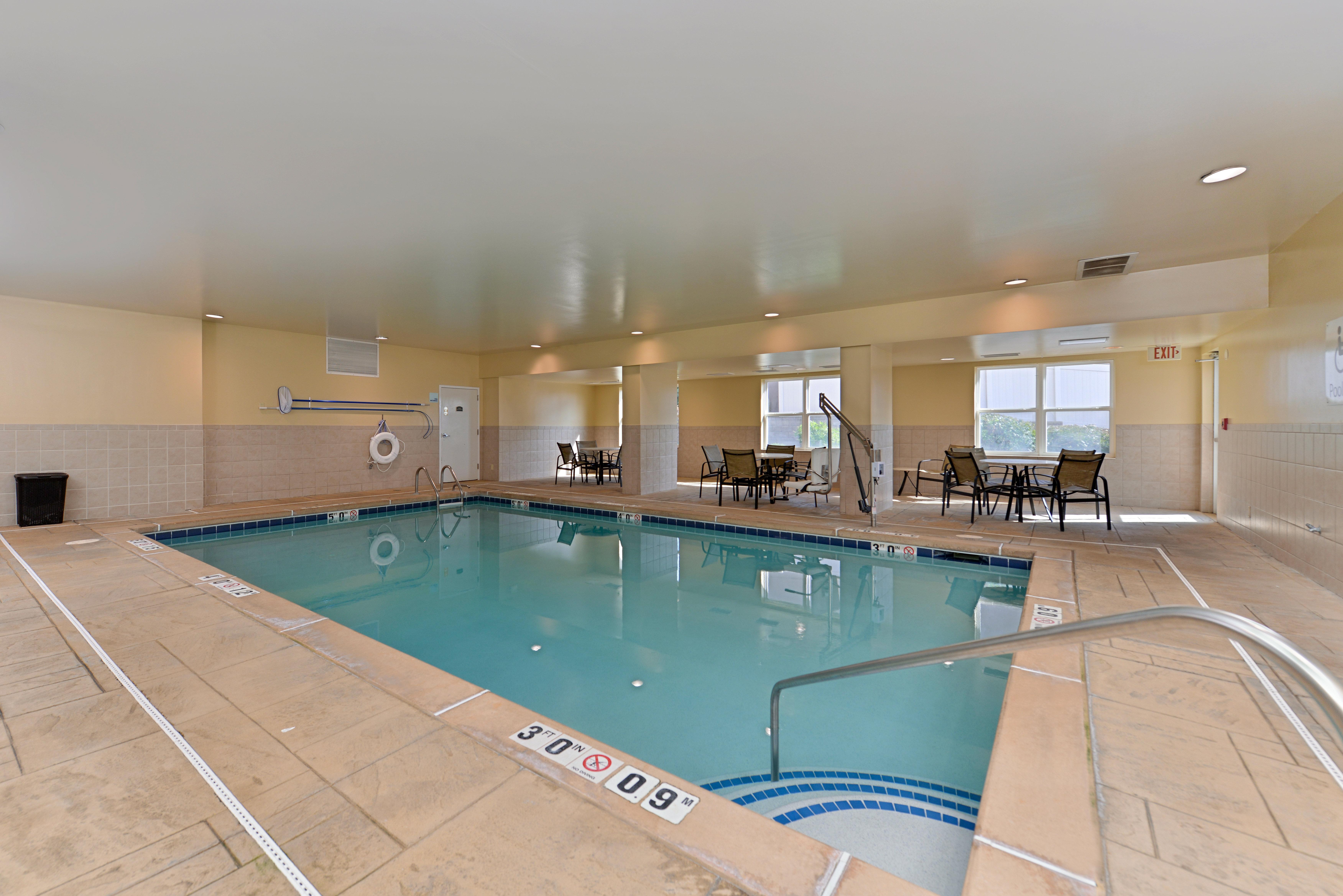 Holiday Inn Express Hotel & Suites St. Louis West-O'Fallon By Ihg Εξωτερικό φωτογραφία